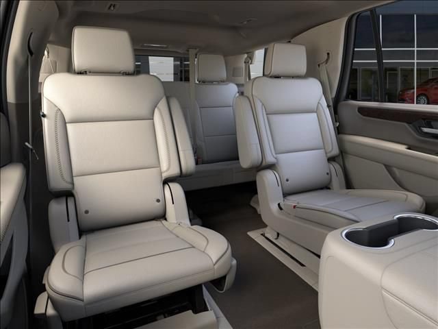 New 2026 GMC Yukon Denali w/ Sun & Power Step Package AWD/4WD image 17
