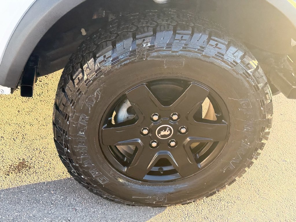 Used 2024 Ford Bronco Black Diamond AWD/4WD image 15