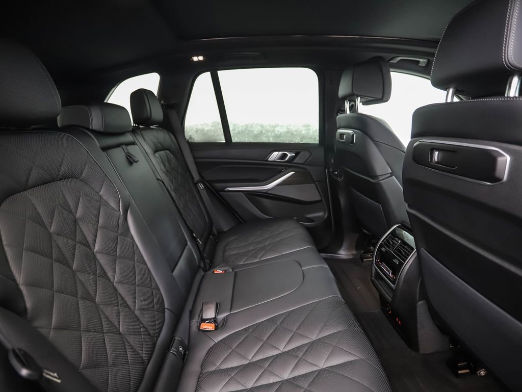 Certified 2025 BMW X5 xDrive50e image 27