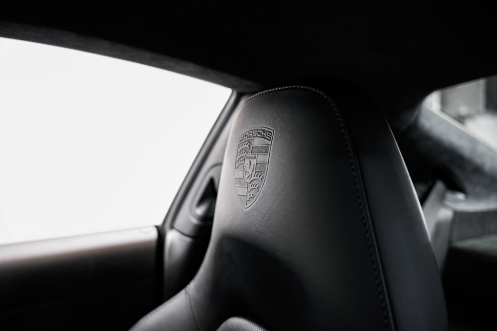 Used 2013 Porsche 911 Carrera 4S AWD/4WD image 18