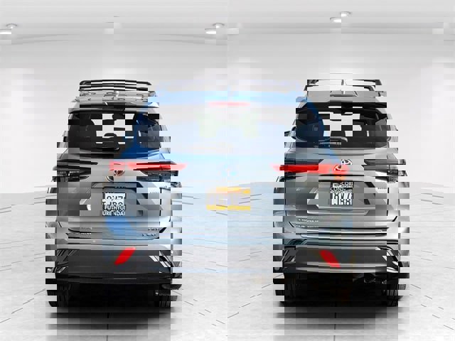 Used 2021 Toyota Highlander Limited image 5