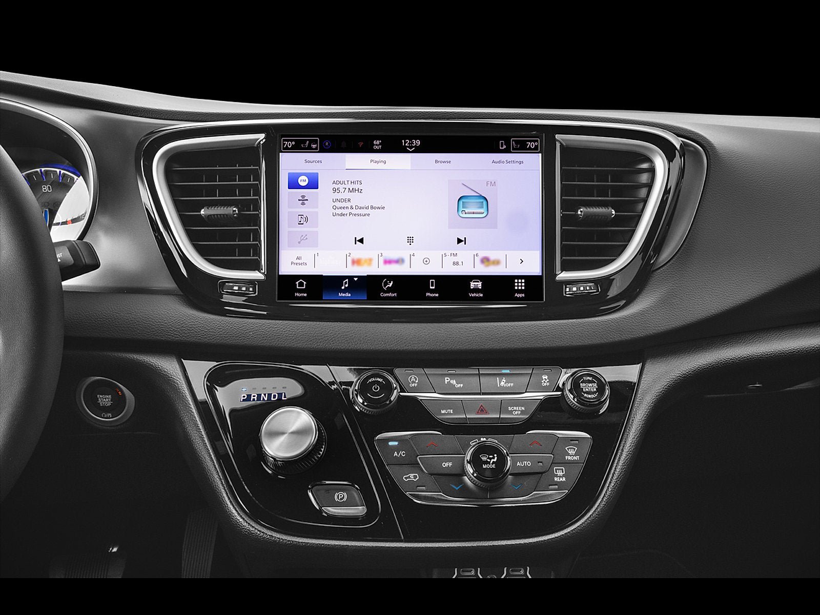 New 2026 Chrysler Voyager LX FWD image 24