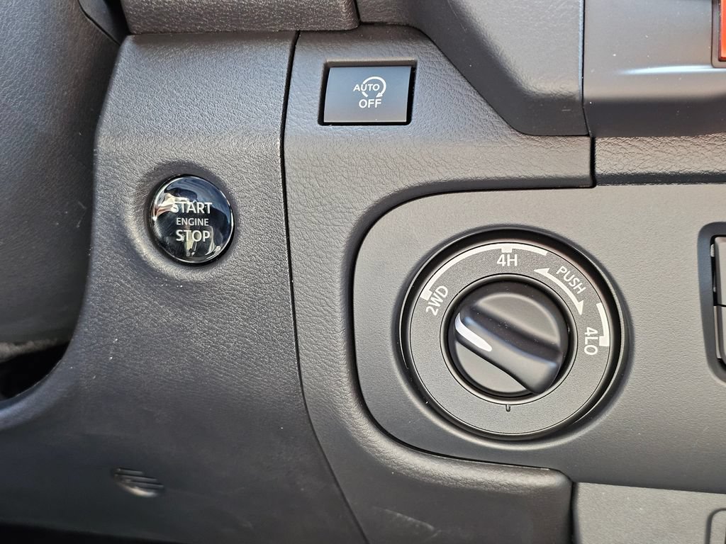 New 2026 Nissan Frontier PRO-4X w/ Tow Package AWD/4WD image 15