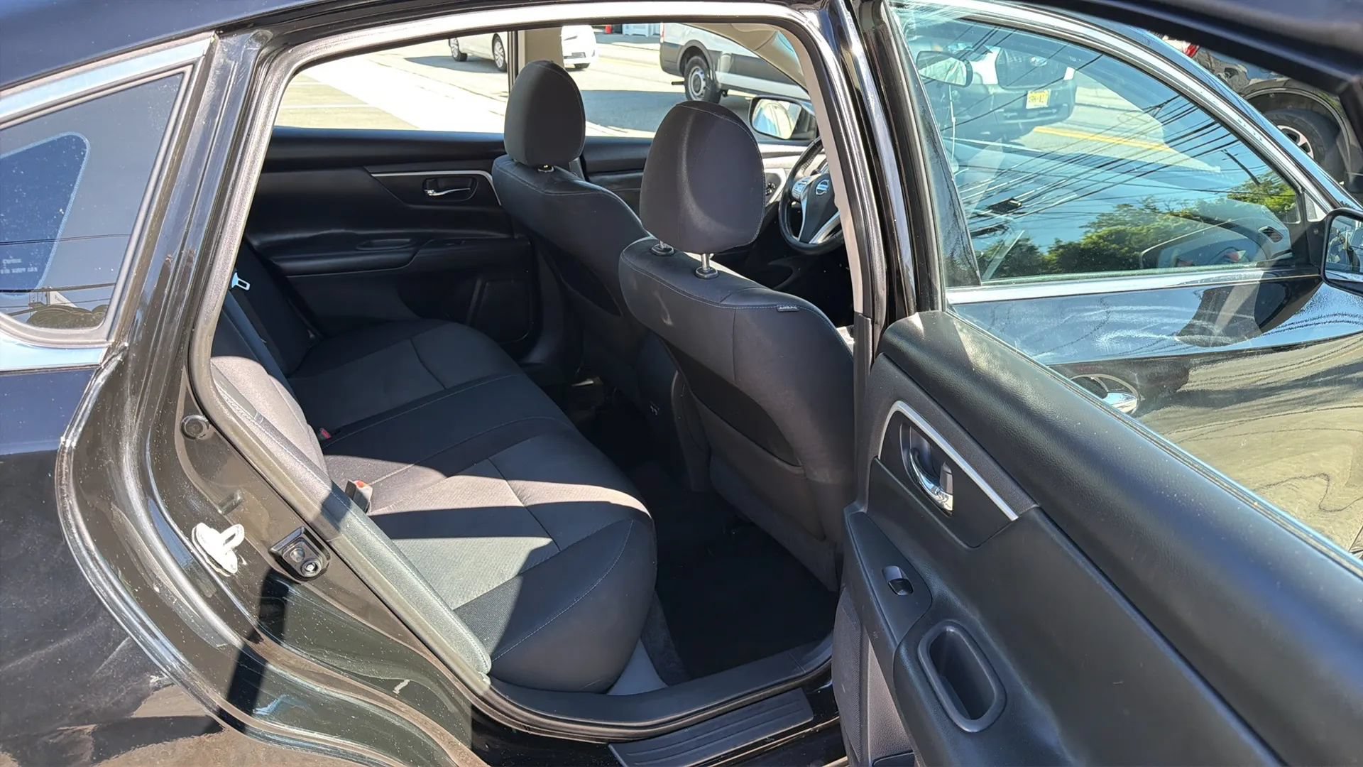 Used 2018 Nissan Altima 2.5 SR FWD image 26