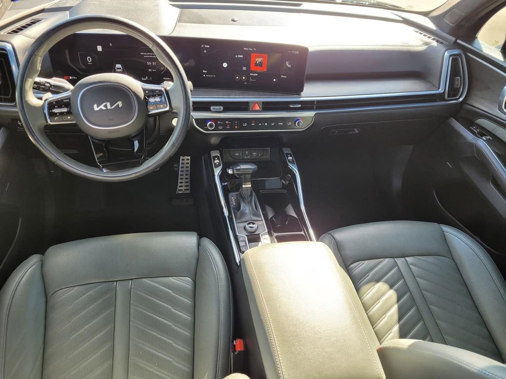 Used 2024 Kia Sorento SX Prestige w/ Sage Leather Package image 19