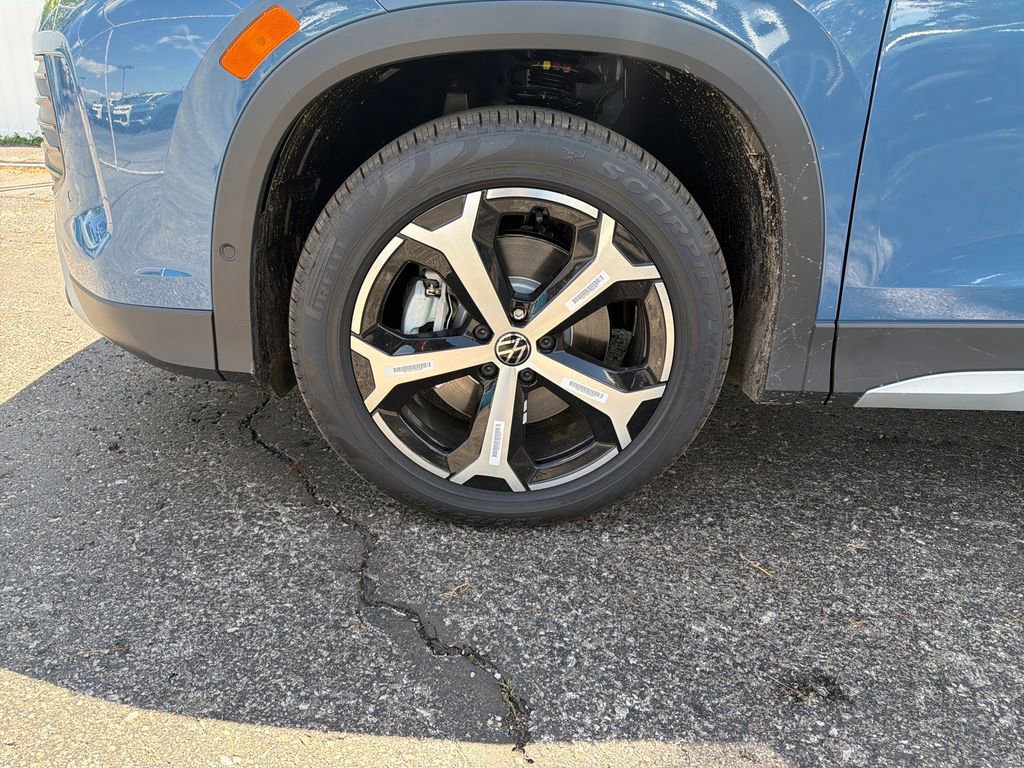 New 2026 Volkswagen Tiguan SE AWD/4WD image 29