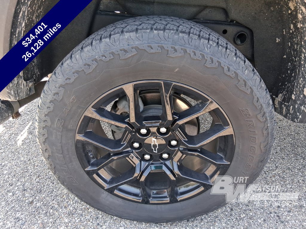 Used 2023 Chevrolet Colorado Trail Boss w/ LPO, Dark Essentials Package AWD/4WD image 16