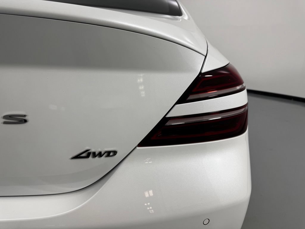 Used 2022 Genesis G70 2.0T w/ Prestige Package AWD/4WD image 7