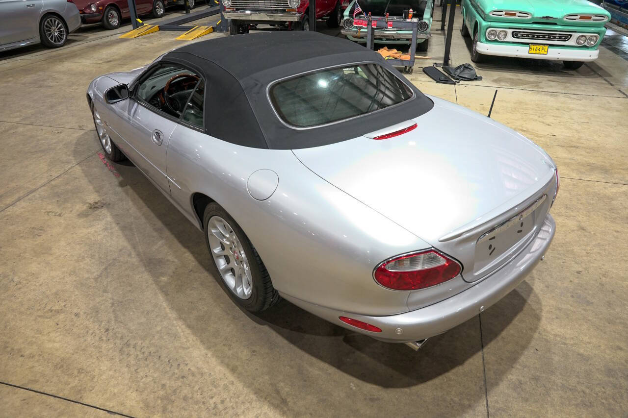 Used 2001 Jaguar XK8 Convertible RWD image 30