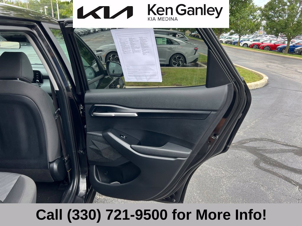 Certified 2025 Kia Seltos LX AWD/4WD image 51