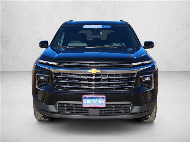 Used 2024 Chevrolet Traverse LT image 2