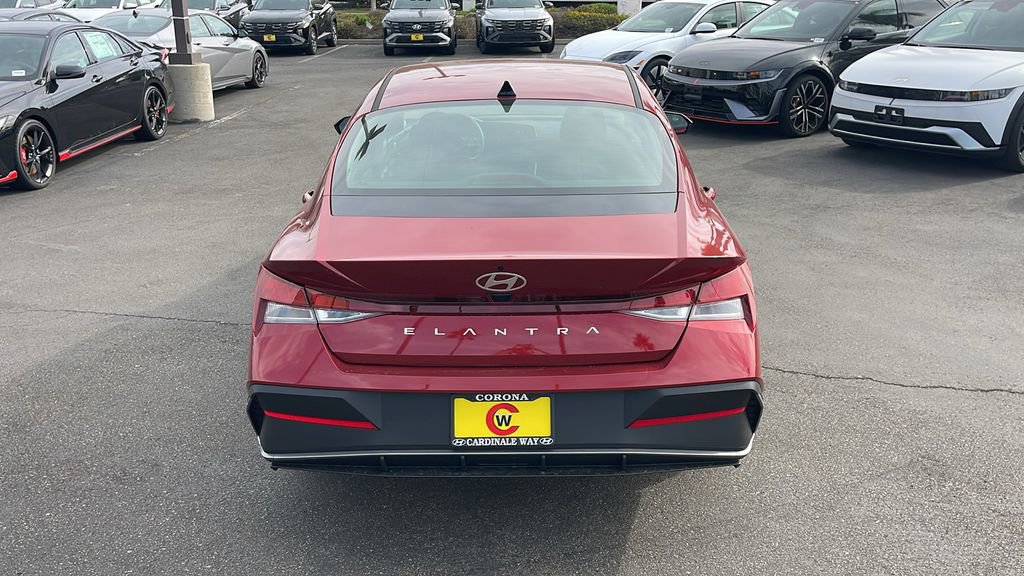 New 2026 Hyundai Elantra SE image 8