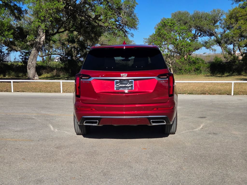 Used 2022 Cadillac XT6 Luxury w/ LPO, Floor Liner Package FWD image 6
