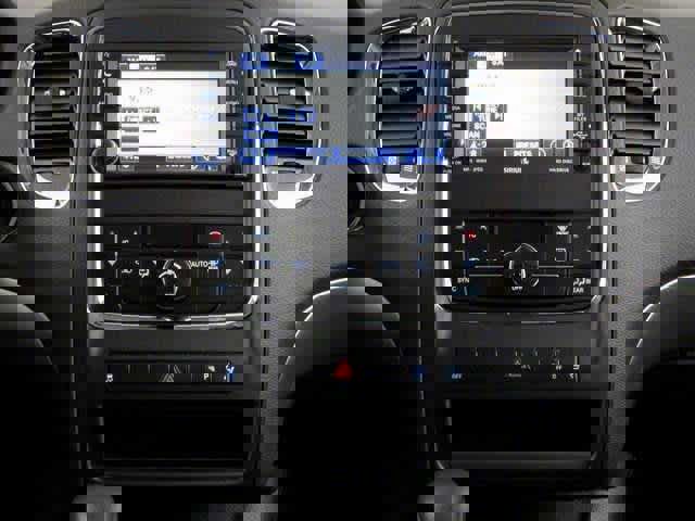 Used 2012 Dodge Durango SXT image 7