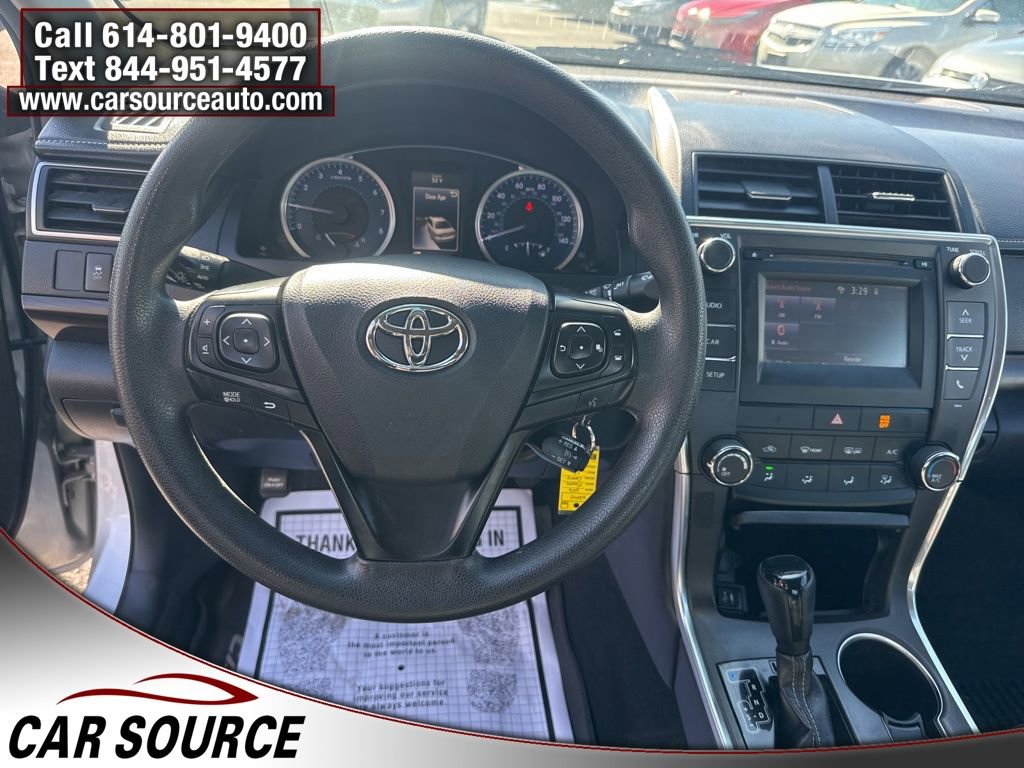 Used 2016 Toyota Camry LE image 8
