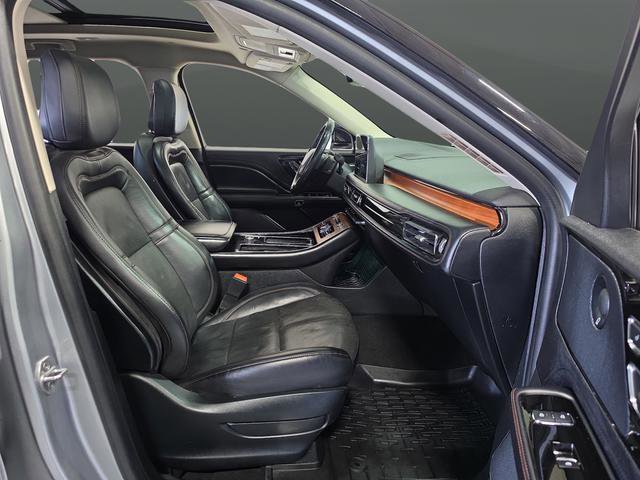 Used 2020 Lincoln Aviator Reserve w/ Equipment Group 201A image 34