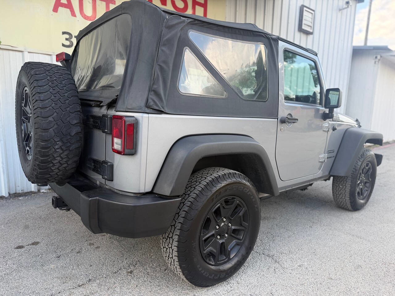 Used 2014 Jeep Wrangler Sport w/ 32" Tire & Wheel Group AWD/4WD image 8
