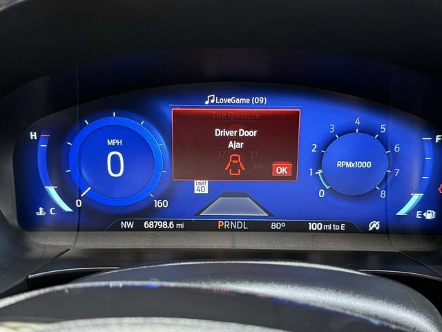Used 2021 Ford Escape Titanium w/ Titanium Elite Package AWD/4WD image 24
