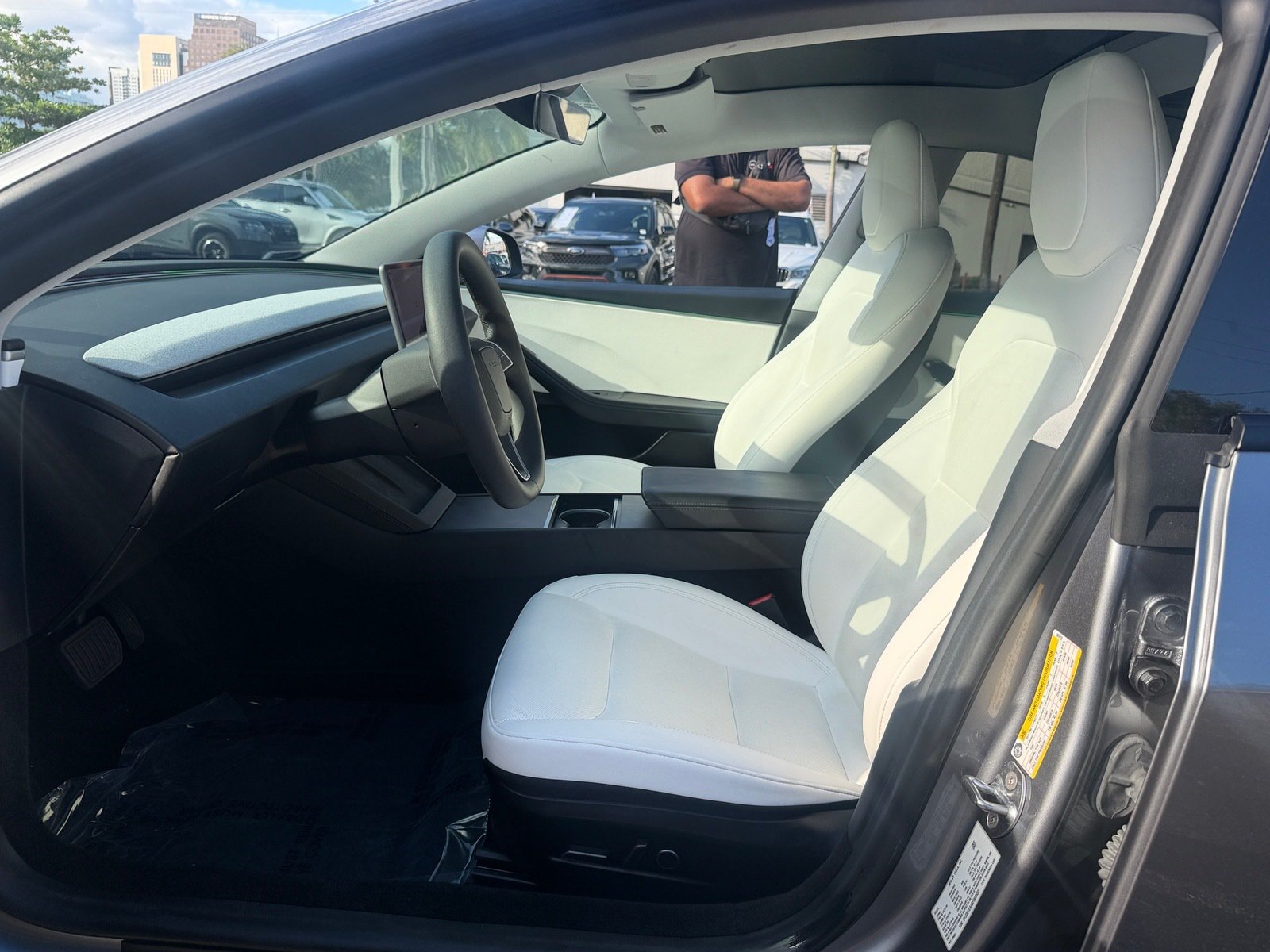 Used 2025 Tesla Model 3 Long Range RWD image 9