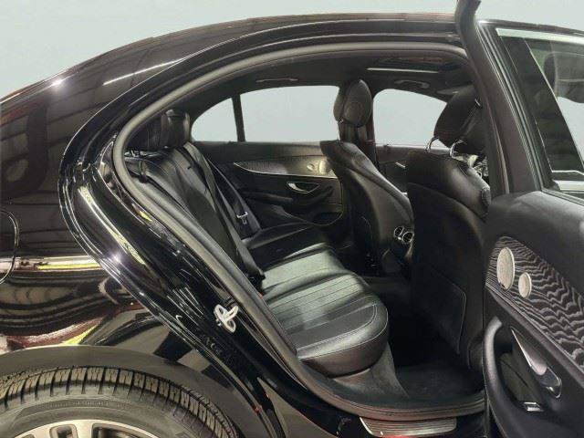 Used 2021 Mercedes-Benz E 350 4MATIC Sedan image 37