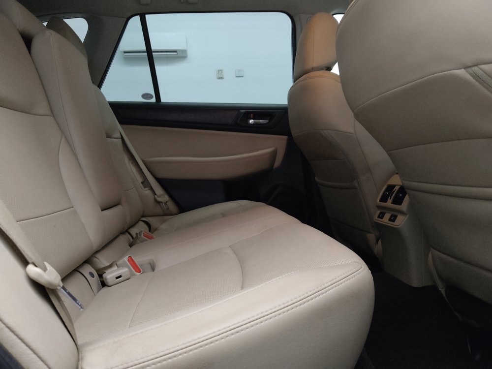 Used 2016 Subaru Outback 2.5i Limited AWD/4WD image 19