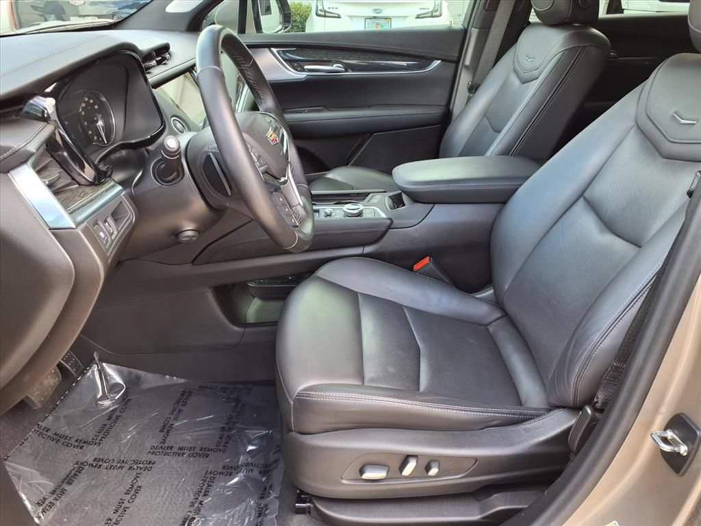 Used 2023 Cadillac XT5 Premium Luxury FWD image 19