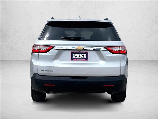Used 2020 Chevrolet Traverse LT image 4