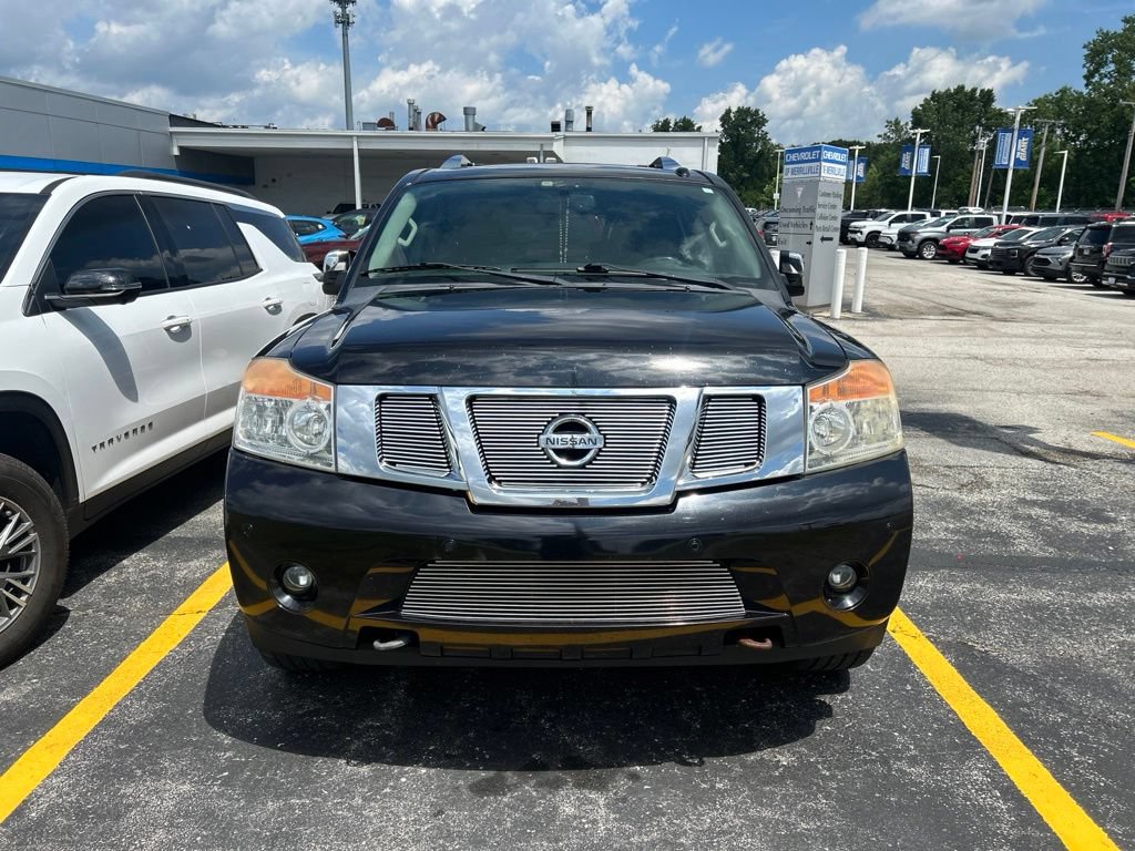 Used 2014 Nissan Armada Platinum w/ 2nd Row Captain Seat Package RWD image 2