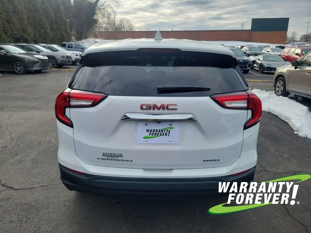 Used 2023 GMC Terrain SLE w/ LPO, Floor Liner Package image 6