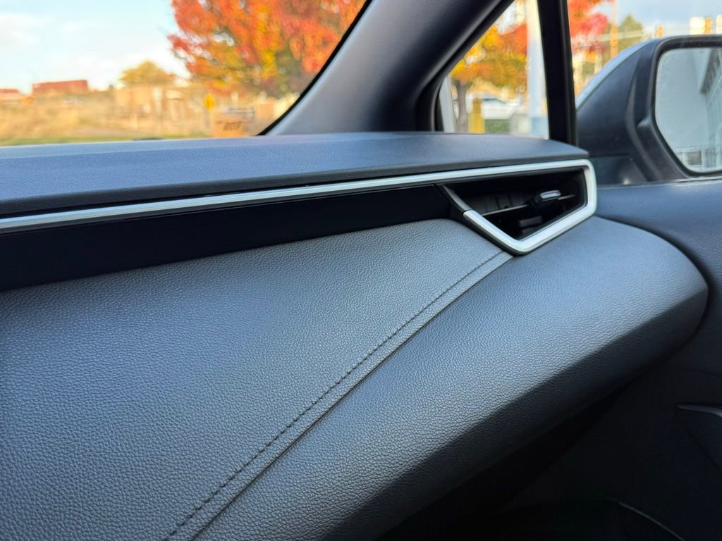 Used 2024 Toyota Corolla SE image 23