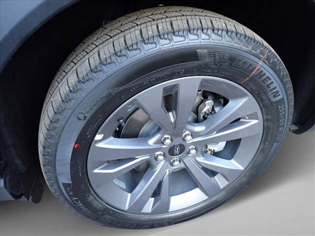 New 2026 Ford Explorer Active w/ Active Comfort Package image 7