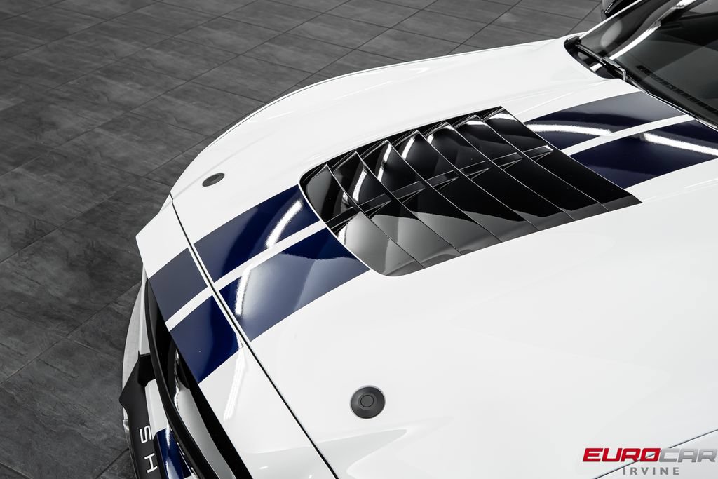 Used 2022 Ford Mustang Shelby GT500 w/ Technology Package RWD image 9