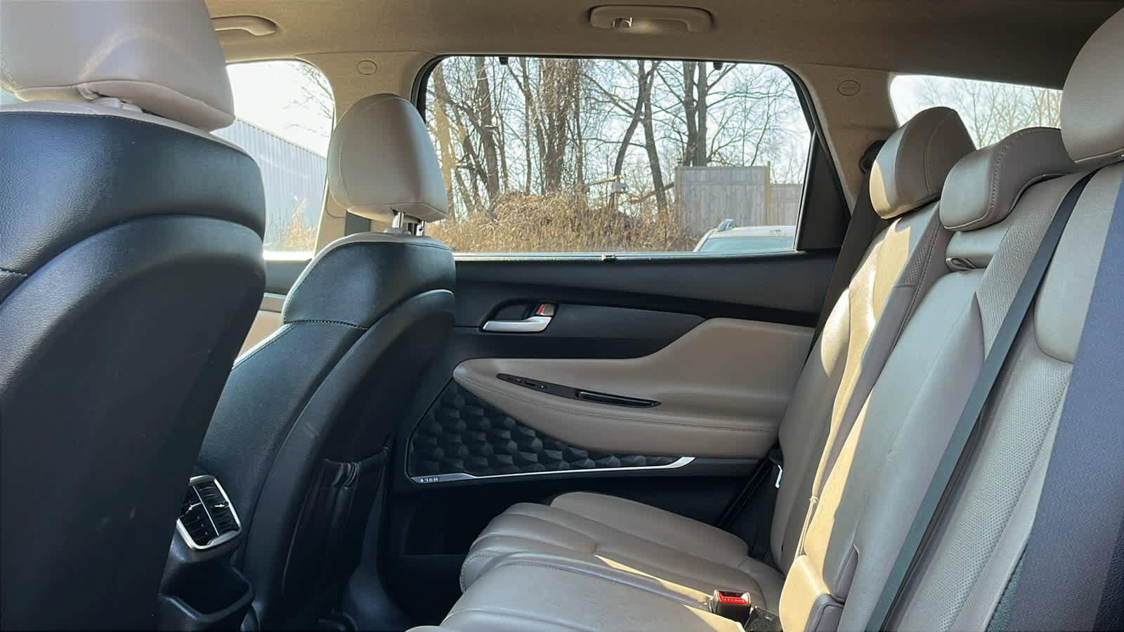 Used 2019 Hyundai Santa Fe AWD image 27