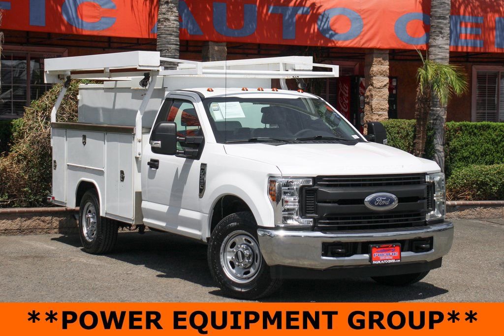 Used 2018 Ford F350 XL w/ Power Equipment Group RWD image 2