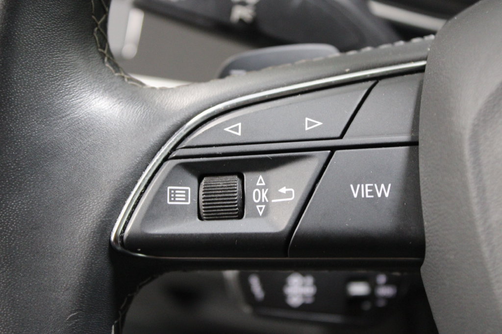 Used 2023 Audi Q8 Premium w/ Convenience Package AWD/4WD image 18
