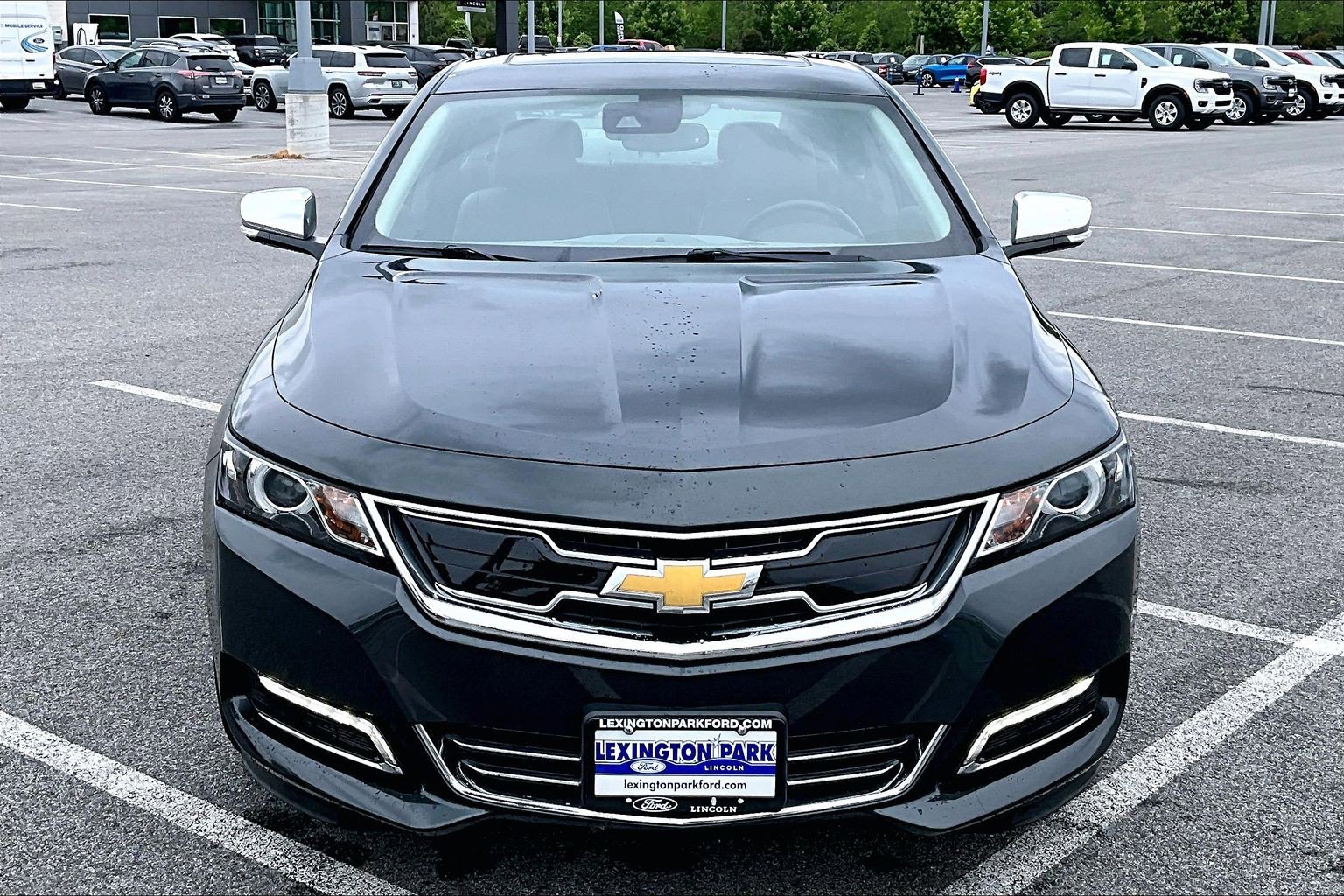 Used 2019 Chevrolet Impala Premier w/ Premier Confidence Package FWD image 2