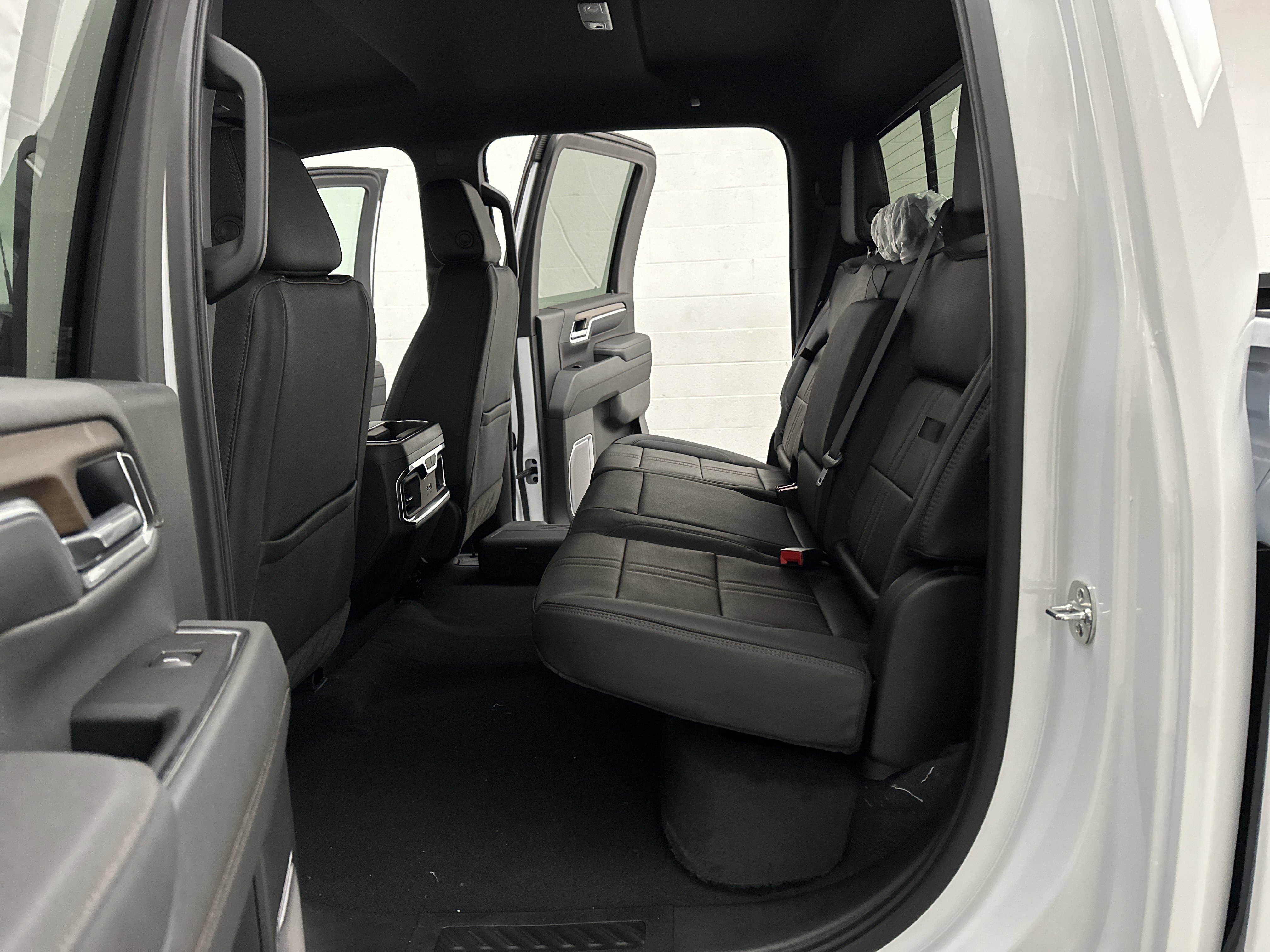 New 2026 Chevrolet Silverado 3500 High Country w/ Technology Package image 26