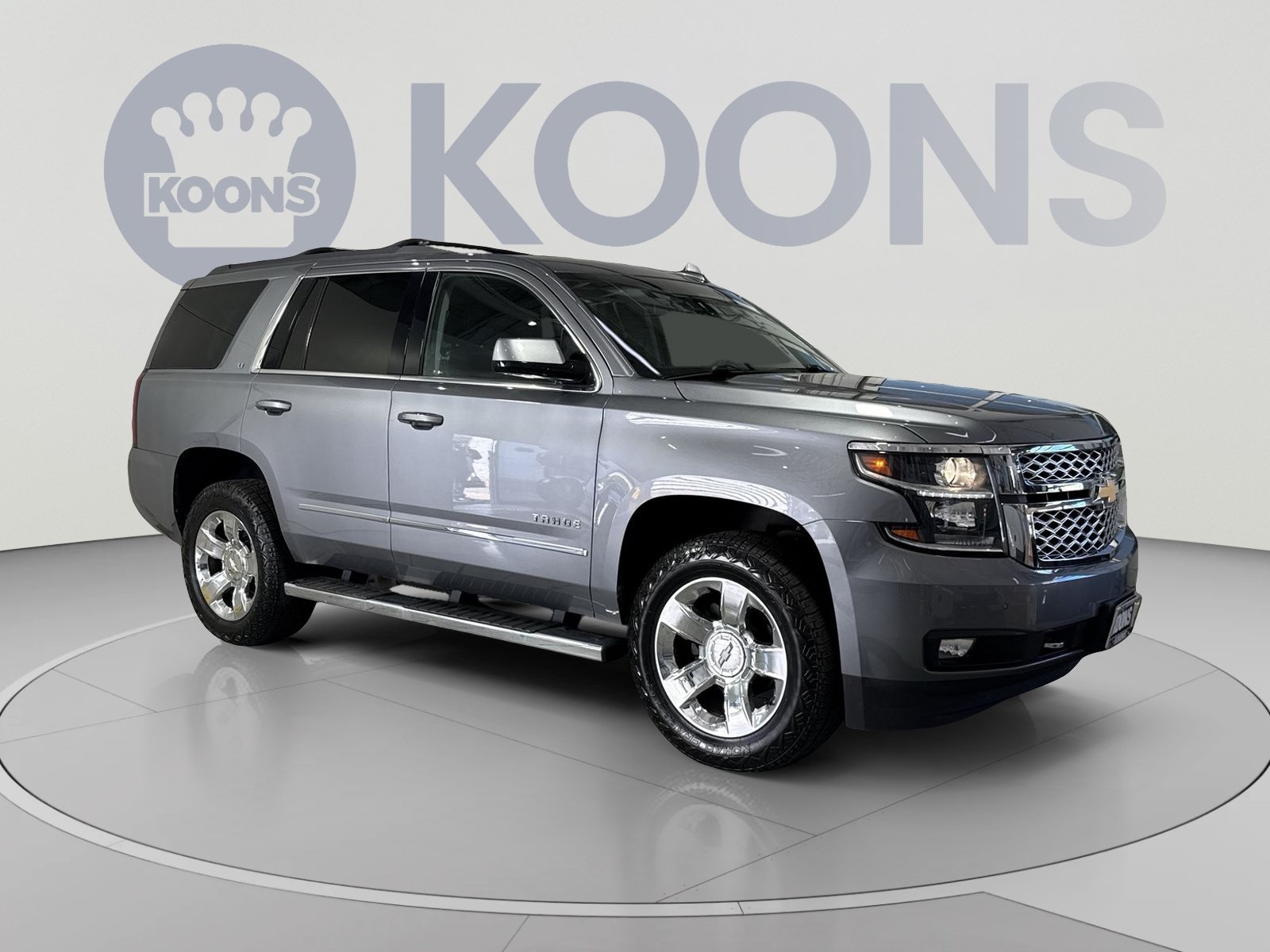 Used 2018 Chevrolet Tahoe LT w/ LT Signature Package AWD/4WD image 2