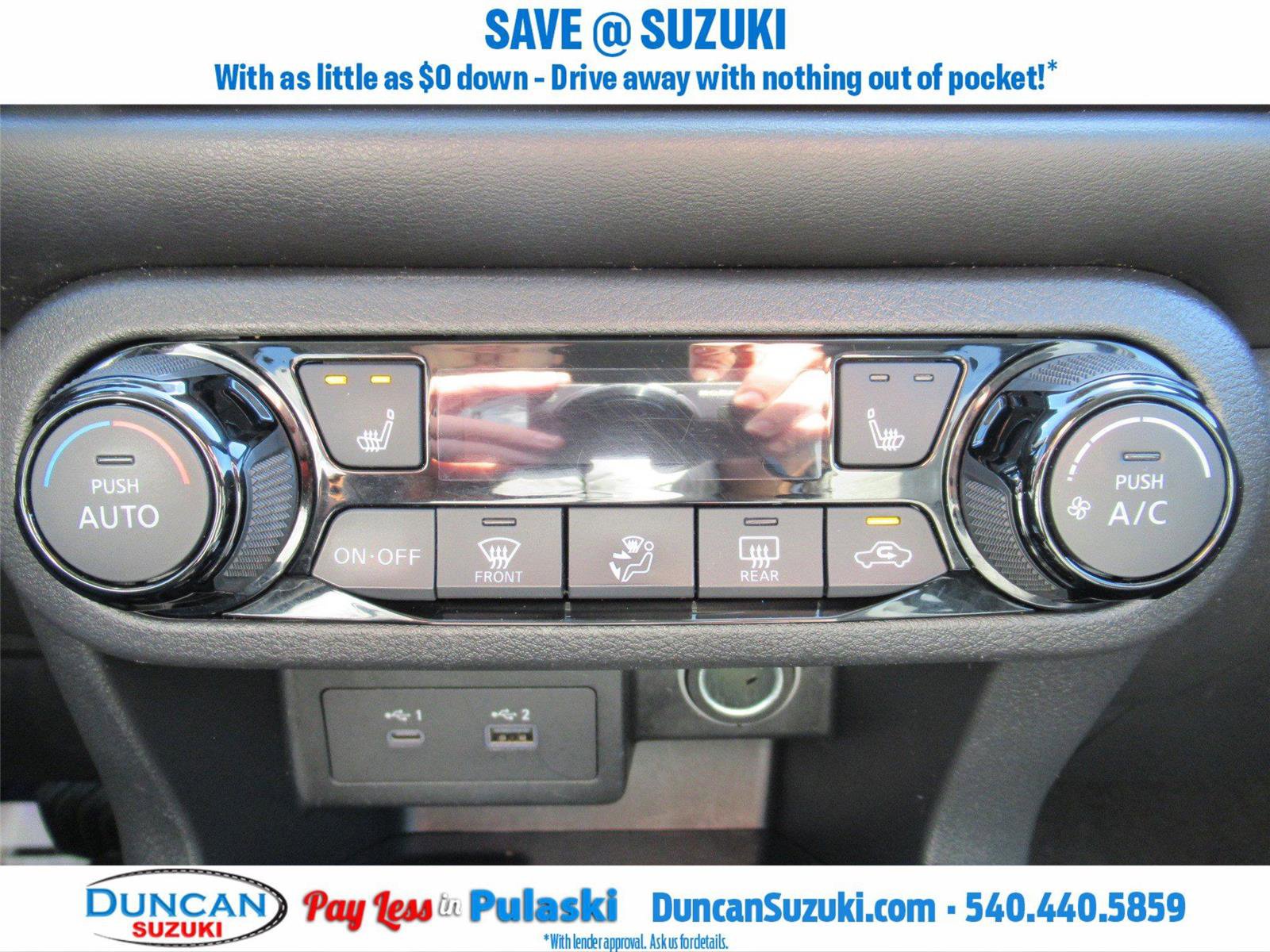 Used 2021 Nissan Kicks SR w/ SR Premium Package image 24