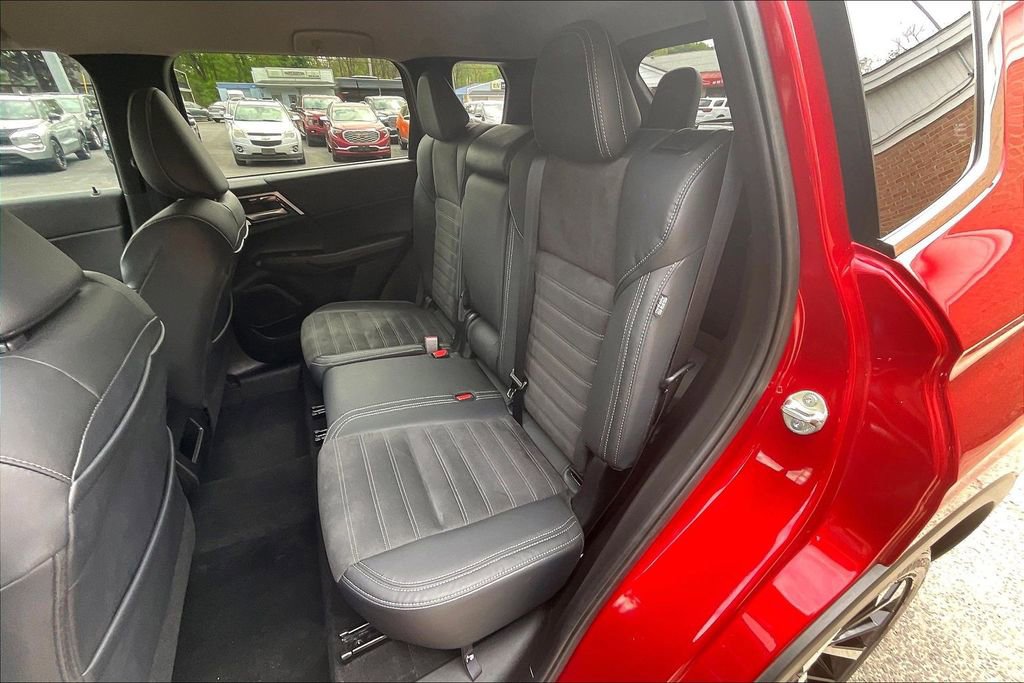 Used 2023 Mitsubishi Outlander SE AWD/4WD image 25