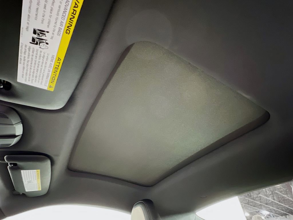 Certified 2025 Porsche 911 Carrera image 14