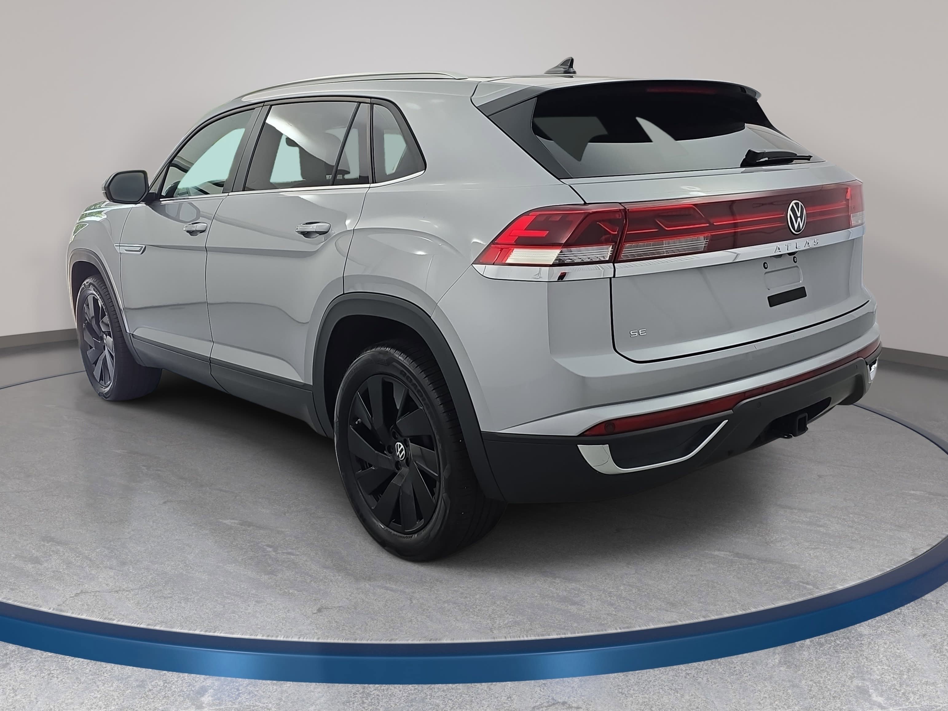 Certified 2025 Volkswagen Atlas Cross Sport SE w/ Panoramic Sunroof Package FWD image 7