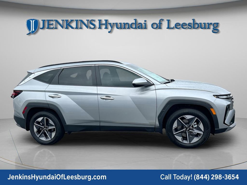 New 2026 Hyundai Tucson SEL image 2