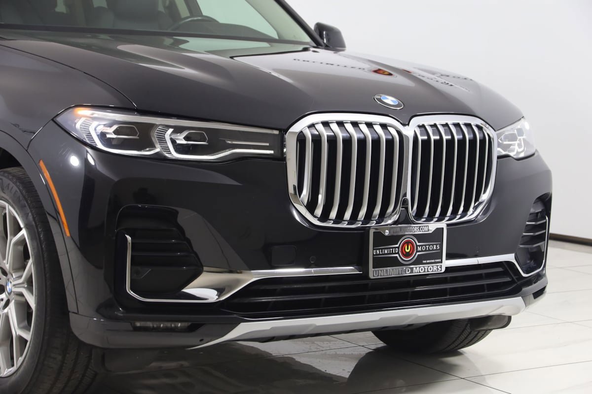 Used 2021 BMW X7 xDrive40i w/ Cold Weather Package AWD/4WD image 42