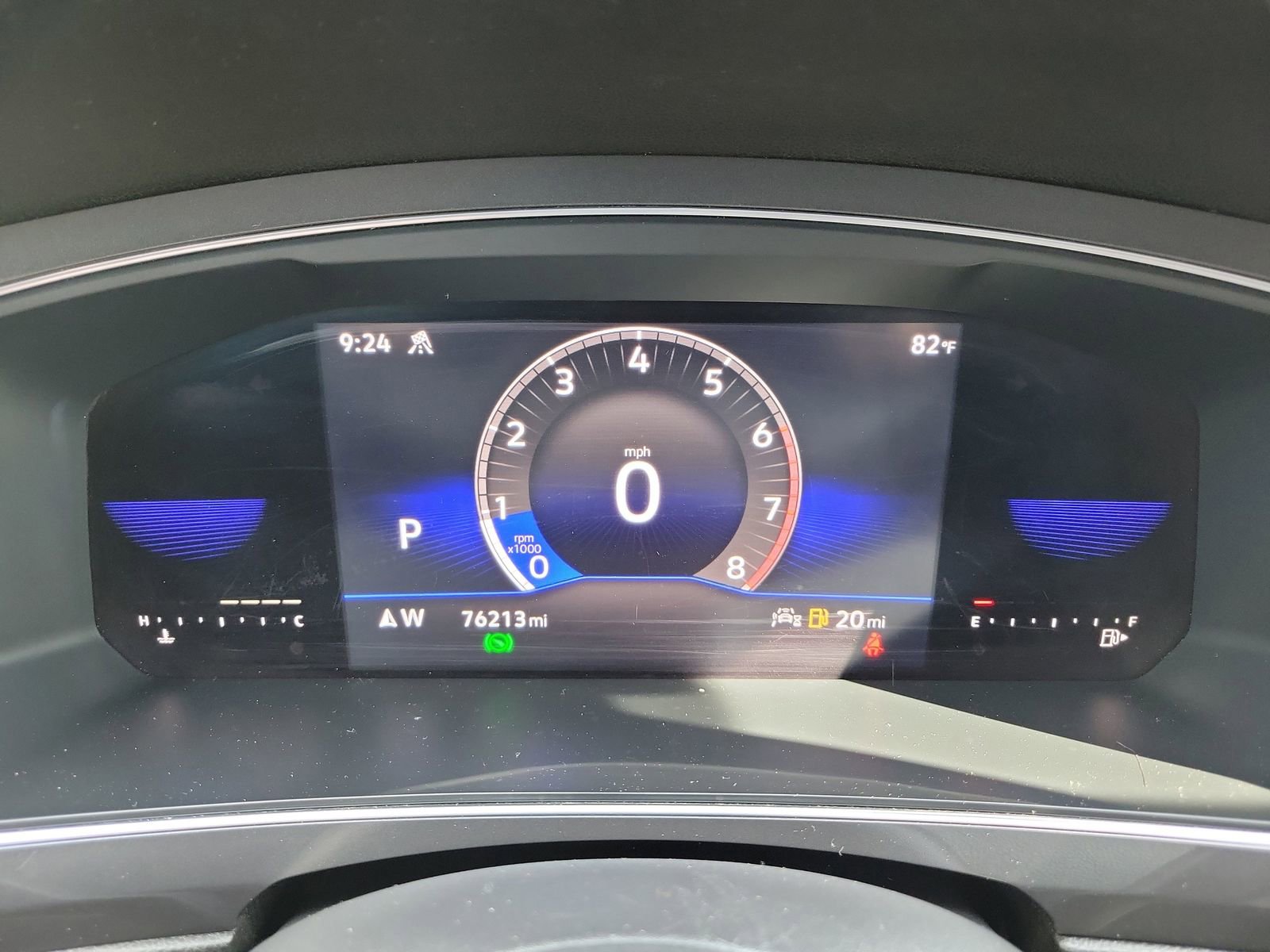 Used 2022 Volkswagen Tiguan SE AWD/4WD image 27