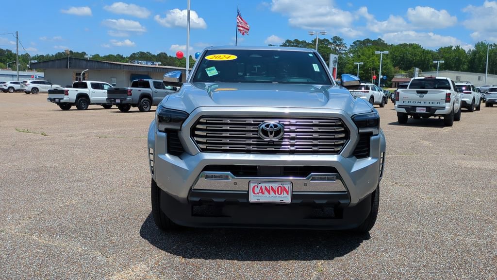 Used 2024 Toyota Tacoma Limited w/ Limited Package (LT) AWD/4WD image 2