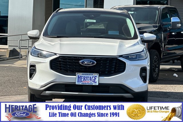 New 2024 Ford Escape SE w/ PHEV Premium Package FWD image 6
