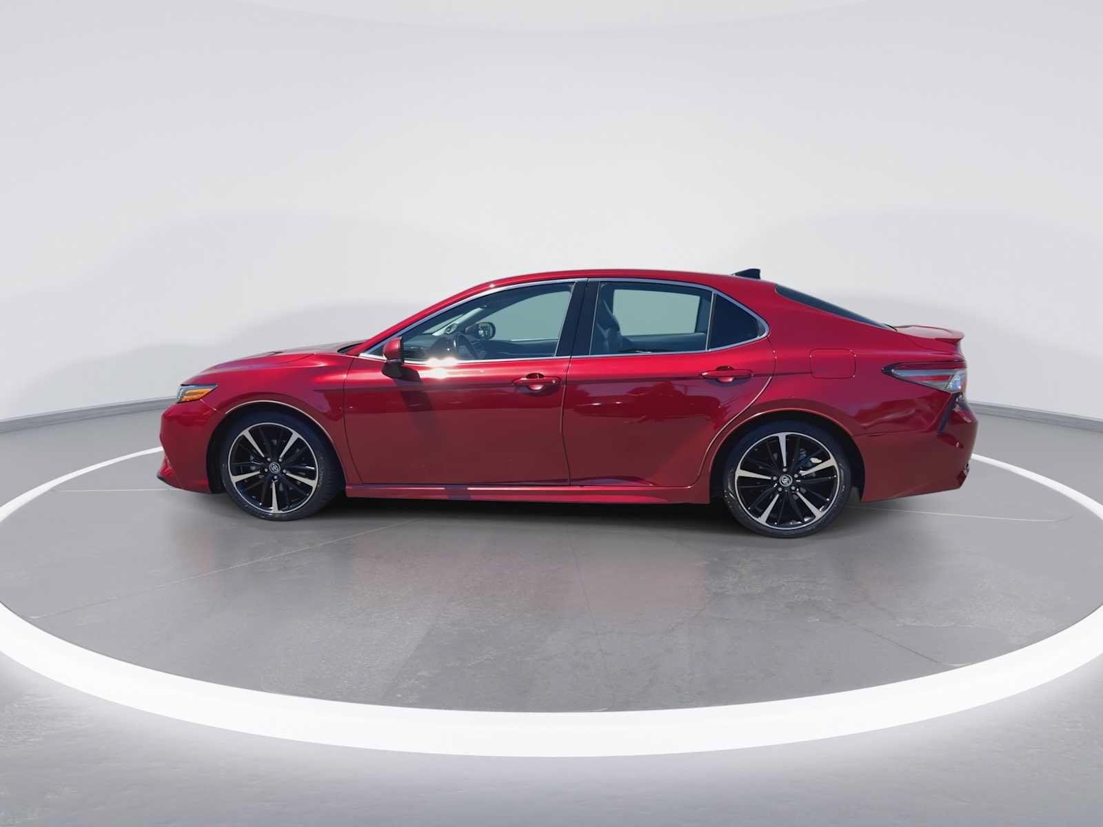 Certified 2018 Toyota Camry XSE w/ Driver Assist Package FWD image 5