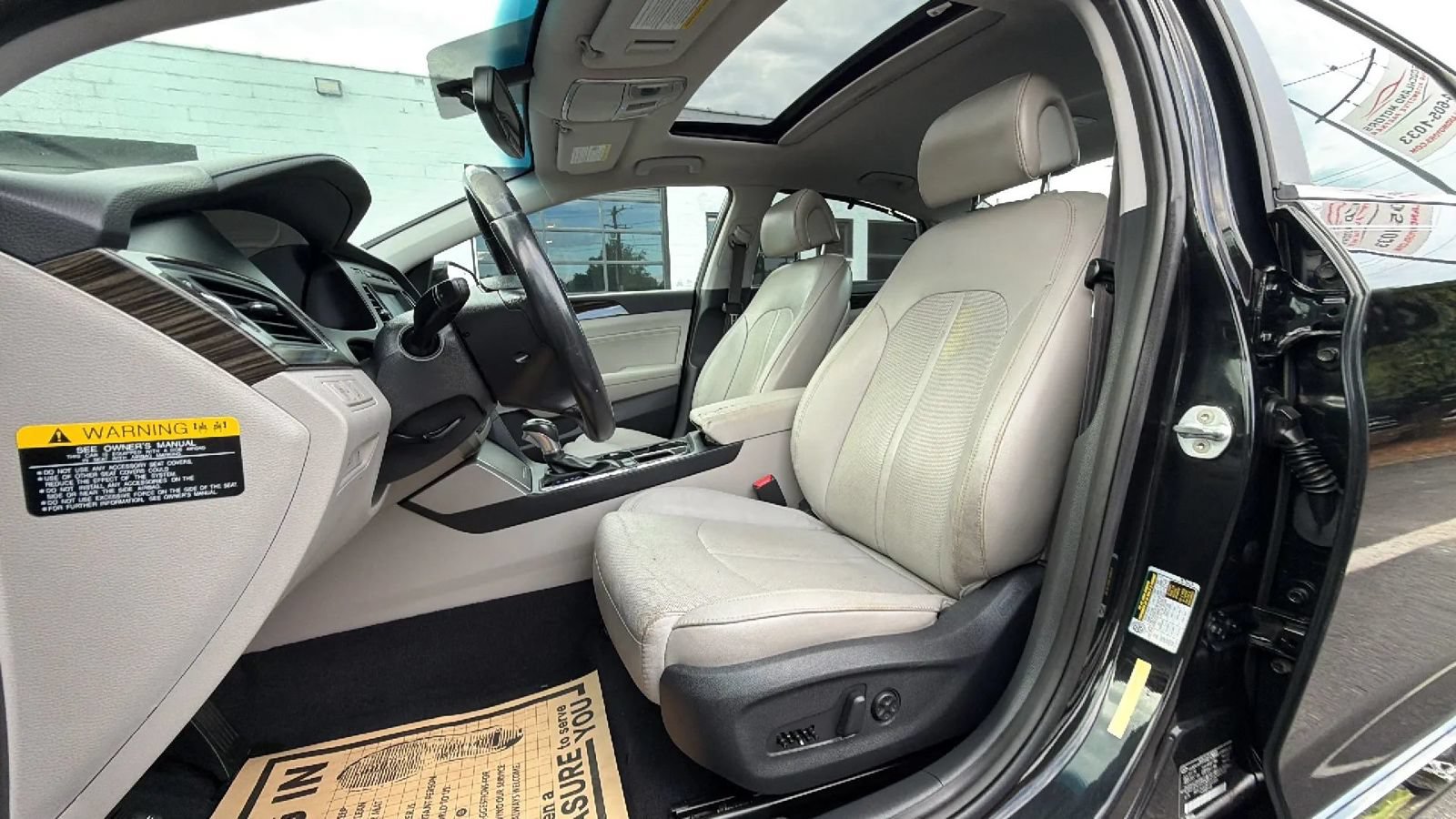 Used 2017 Hyundai Sonata Limited w/ Tech Package 03 FWD image 16