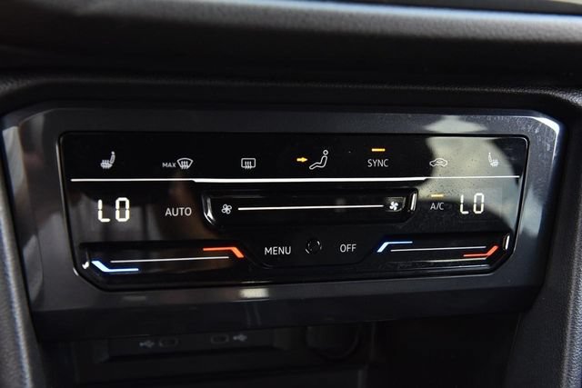 Certified 2024 Volkswagen Tiguan SE R-Line AWD/4WD image 15